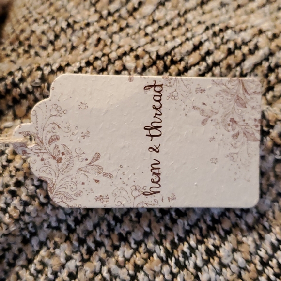 Sweater - Picture 3 of 7